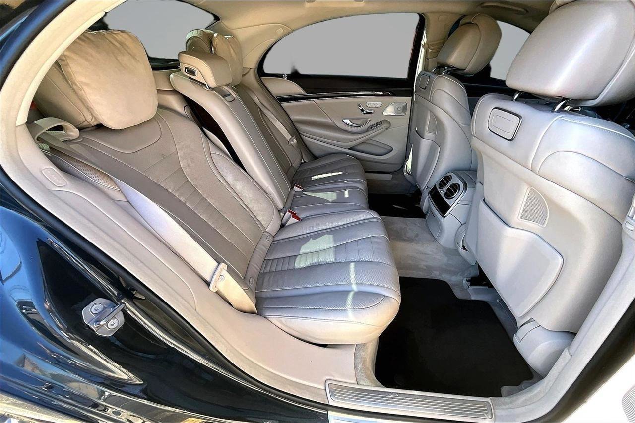 Used 2019 Mercedes-Benz S 560 Sedan image 25