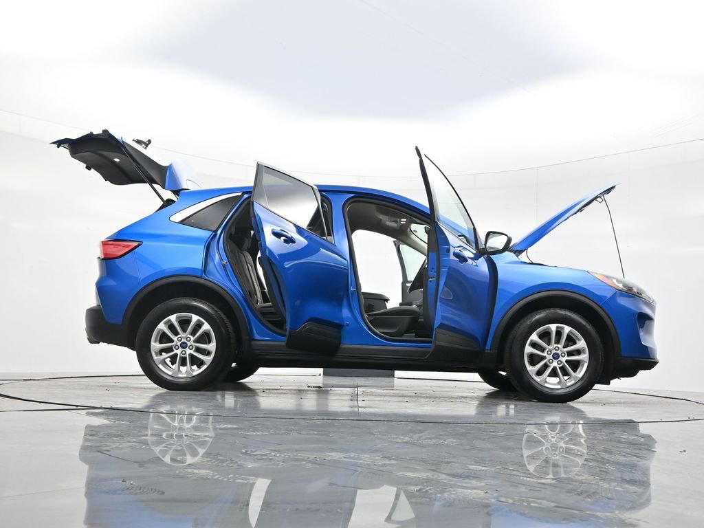 Used 2020 Ford Escape SE image 56