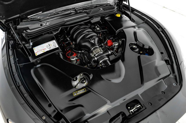 Used 2013 Maserati GranTurismo Sport image 48