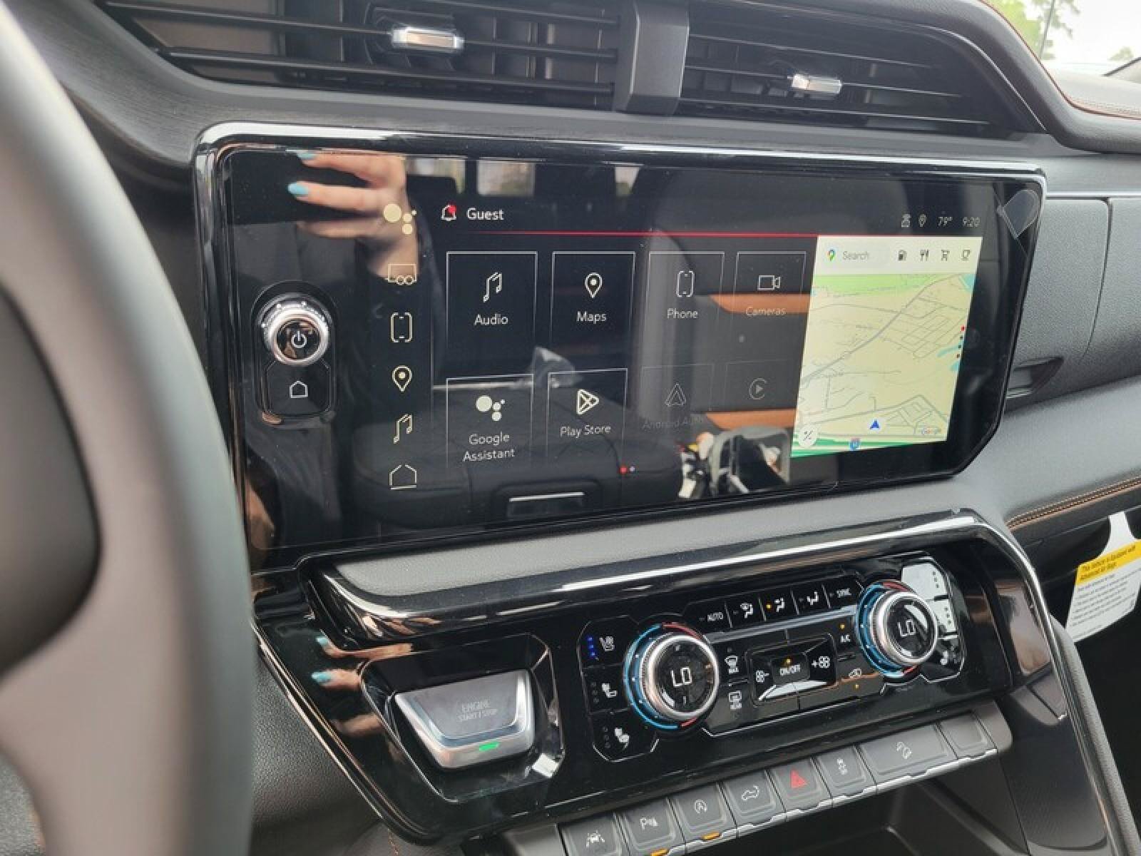 New 2026 GMC Sierra 1500 AT4 w/ AT4 Premium Package AWD/4WD image 18