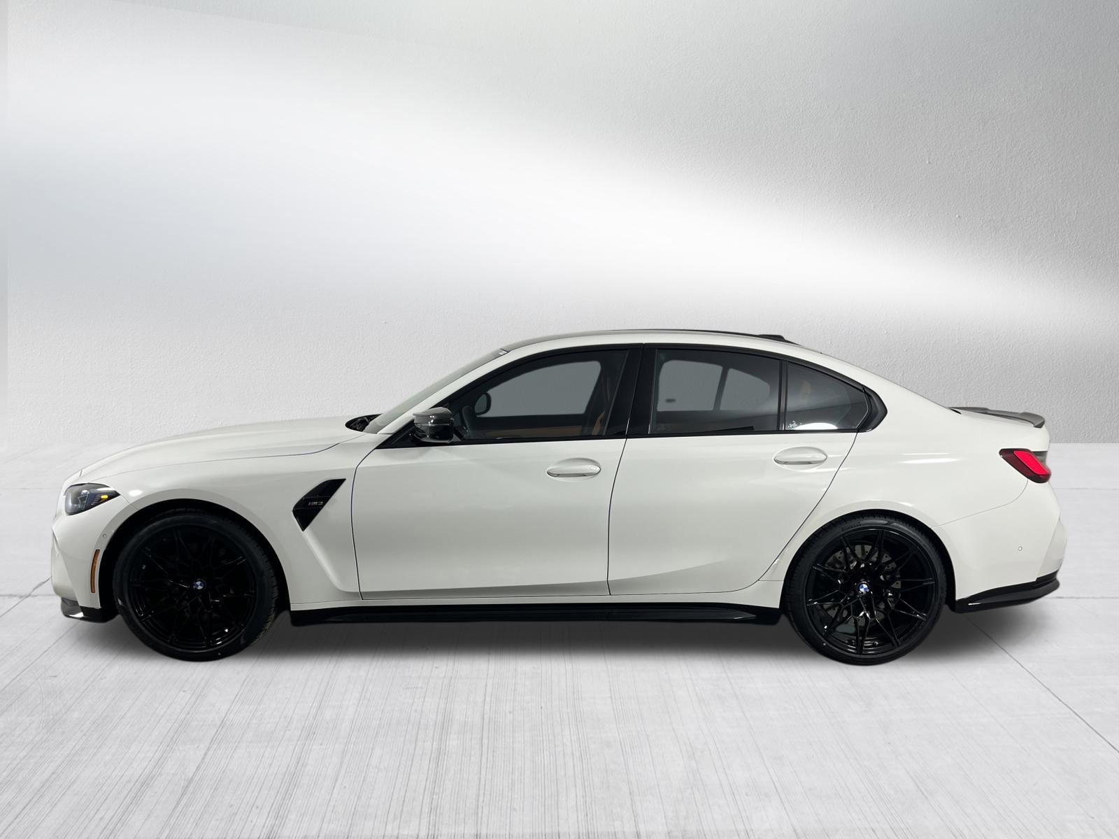 Used 2025 BMW M3 w/ M Carbon Exterior Package image 4