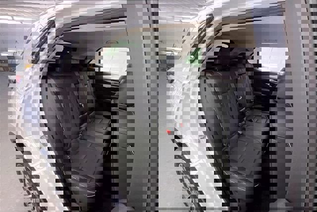 Used 2023 Buick Envision Essence image 18