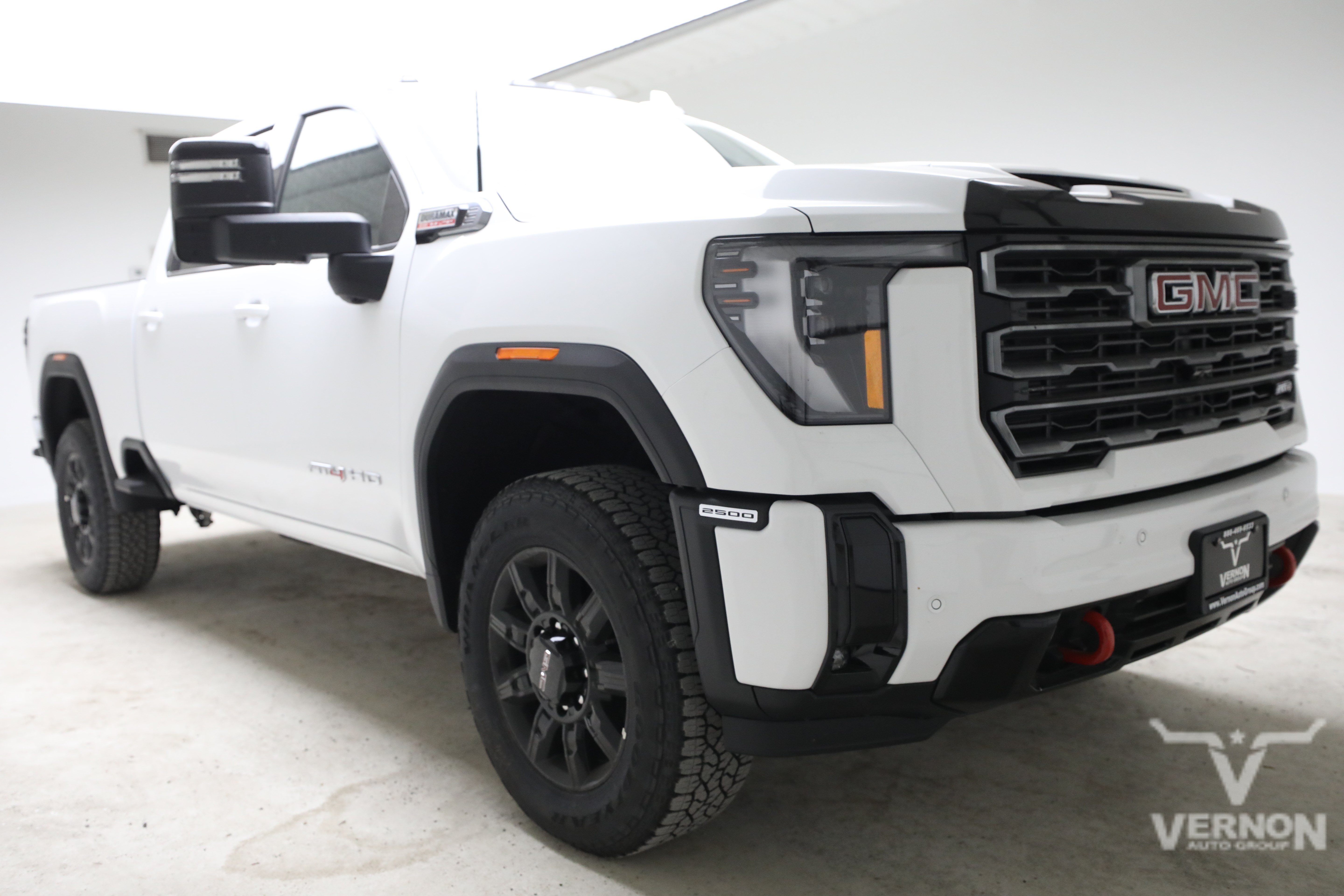 New 2026 GMC Sierra 2500 AT4 w/ Technology Package AWD/4WD image 7