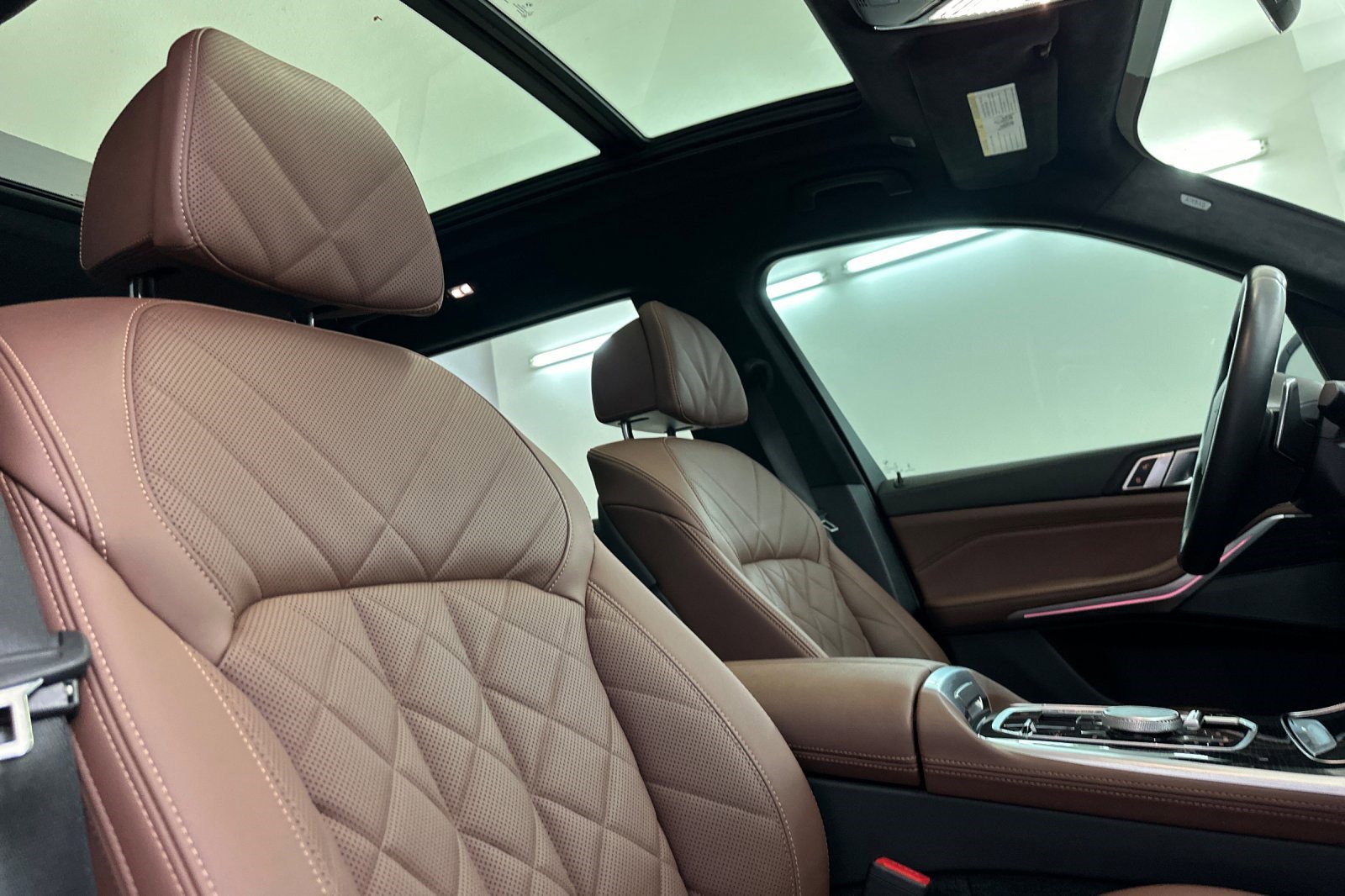 Used 2024 BMW X7 xDrive40i w/ M Sport Package image 33