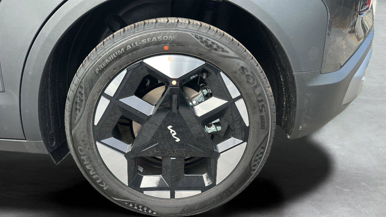New 2027 Kia Seltos S FWD image 28