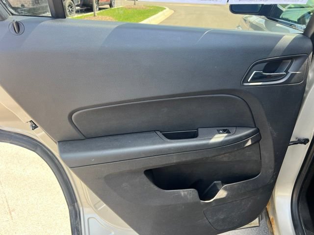 Used 2015 GMC Terrain SLE w/ Chrome Edition FWD image 14