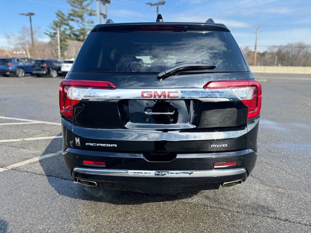 Certified 2023 GMC Acadia Denali w/ Denali Ultimate Package AWD/4WD image 6