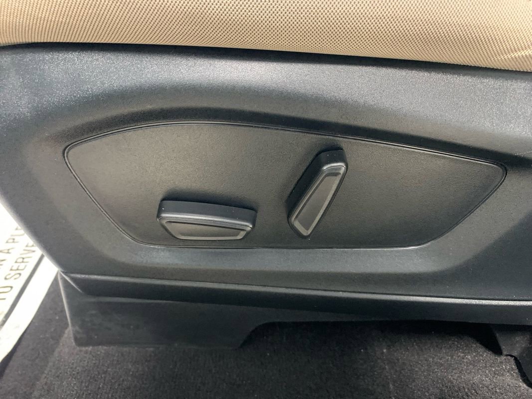 Used 2023 Ford Explorer 4WD image 18