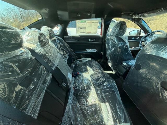 New 2026 Kia K5 GT-Line image 11