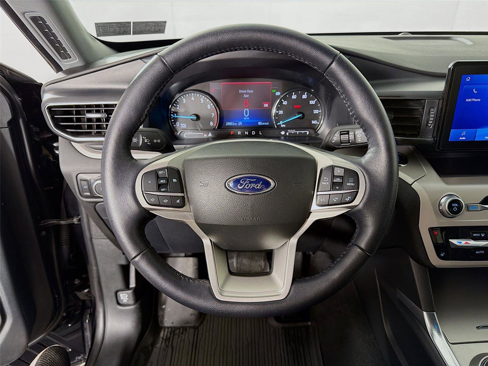 Used 2023 Ford Explorer XLT w/ Equipment Group 202A AWD/4WD image 12