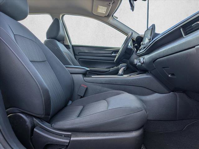 Used 2024 Nissan Altima 2.5 SV FWD image 20