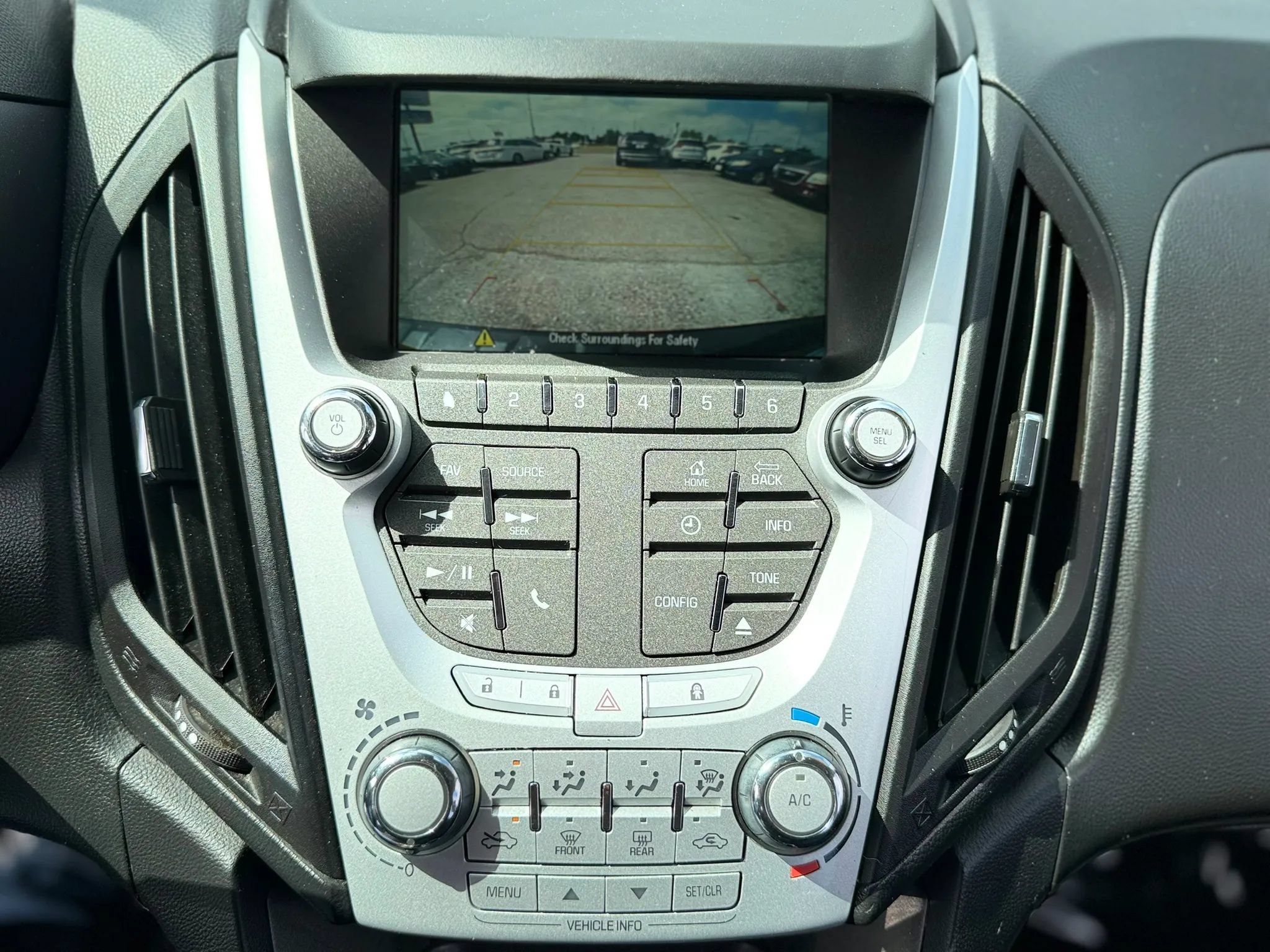 Used 2015 Chevrolet Equinox LT w/ Driver Convenience Package FWD image 36