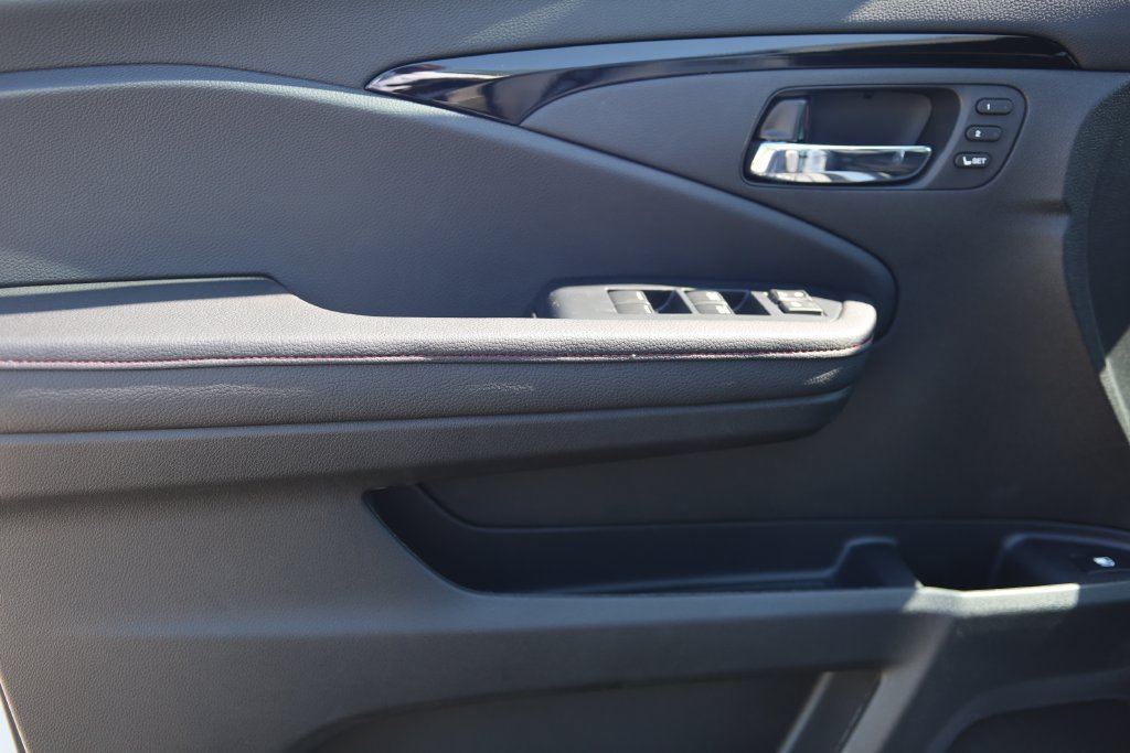 New 2026 Honda Ridgeline Black Edition image 10