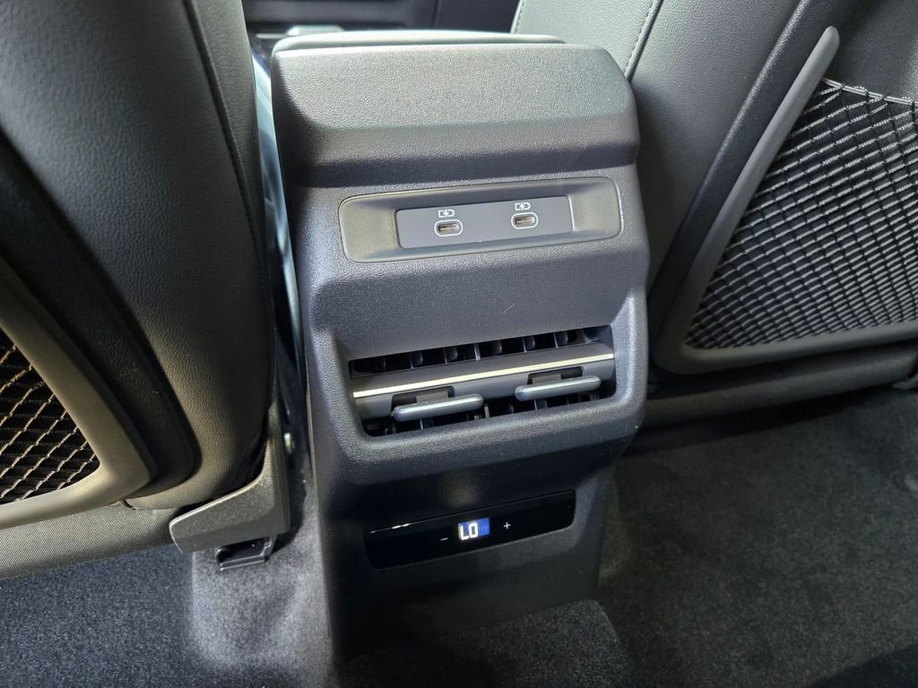 New 2026 Audi Q3 quattro 2.0T image 11
