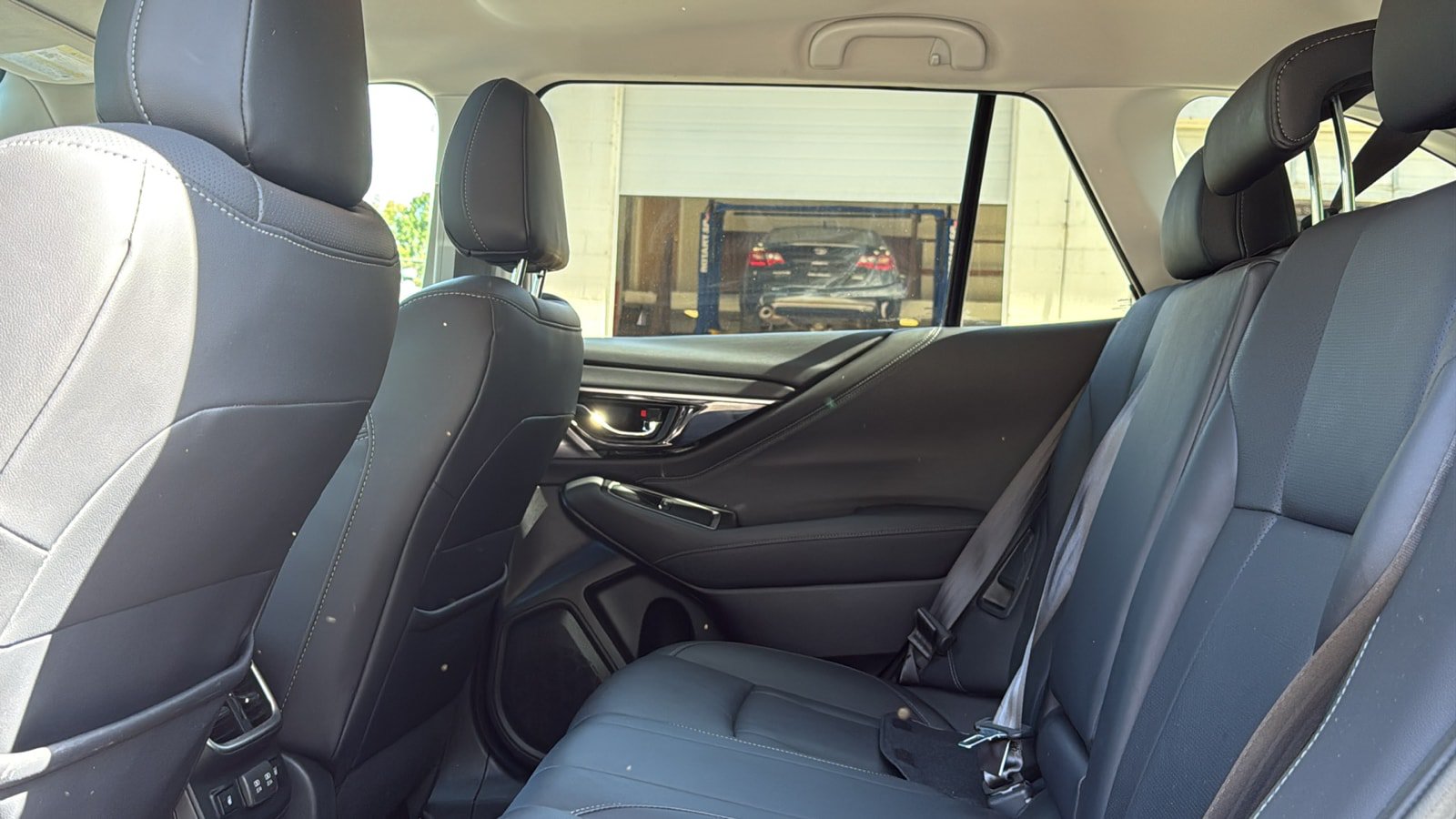 Used 2022 Subaru Outback Limited XT AWD/4WD image 22