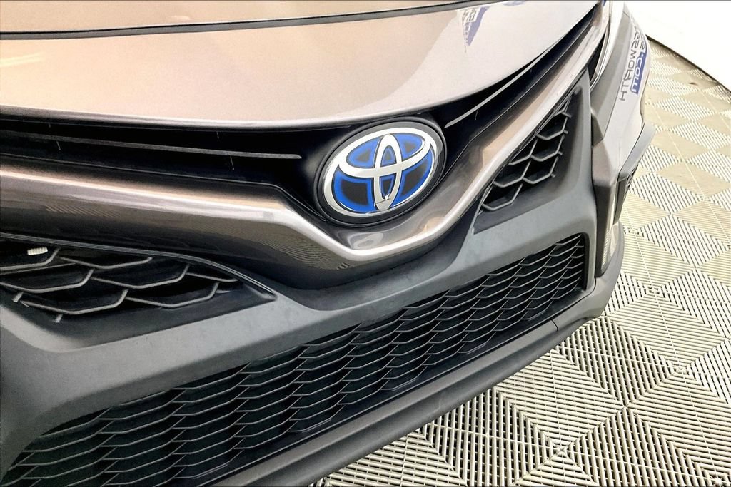 Used 2024 Toyota Camry SE w/ Audio Upgrade Package FWD image 23