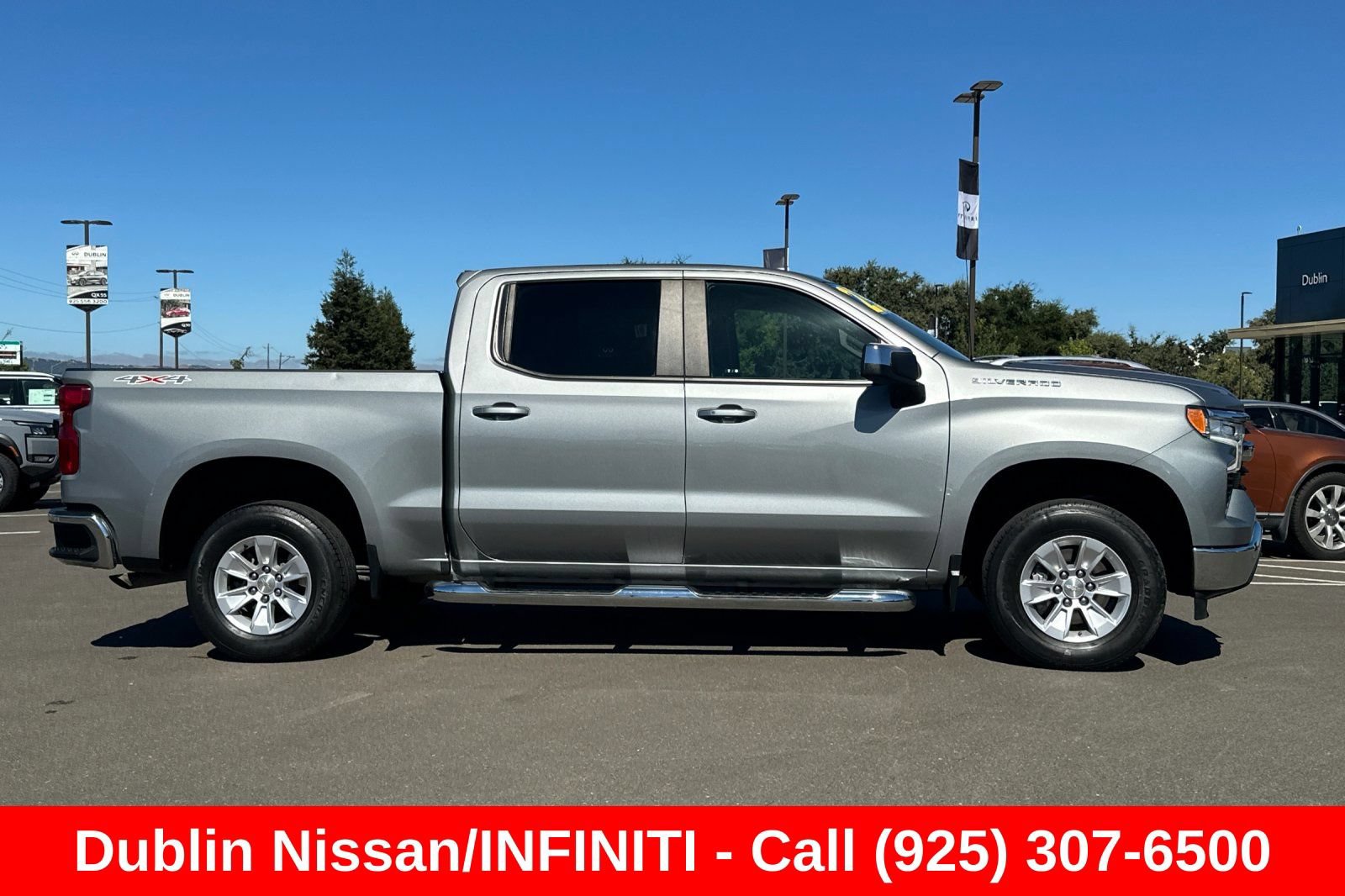 Used 2023 Chevrolet Silverado 1500 LT w/ Protection Package AWD/4WD image 3