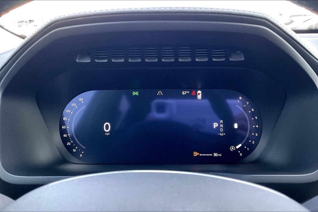 New 2026 Volvo XC90 B6 Core AWD/4WD image 16