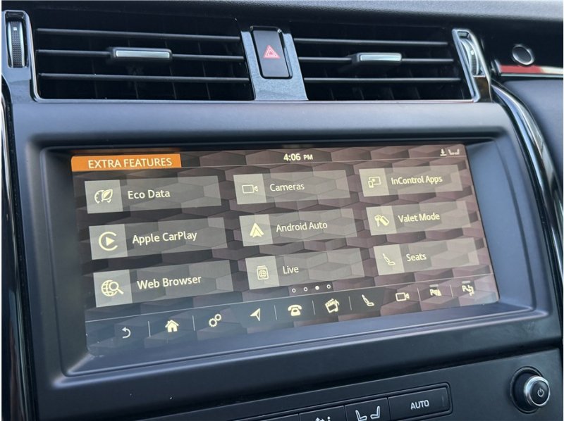 Used 2019 Land Rover Discovery SE AWD/4WD image 47