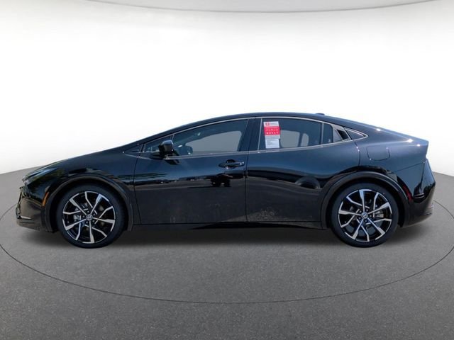 New 2026 Toyota Prius Plug-In Hybrid FWD image 2