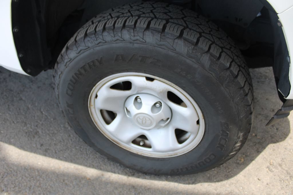 Used 2020 Toyota Tacoma SR AWD/4WD image 58