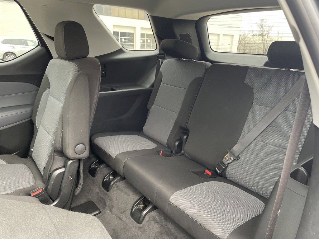 Used 2020 Chevrolet Traverse LT image 20
