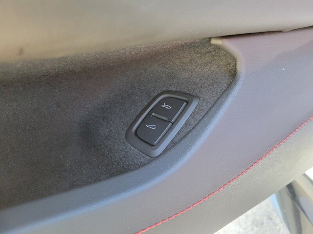 Used 2024 Chevrolet Corvette Z06 RWD image 19