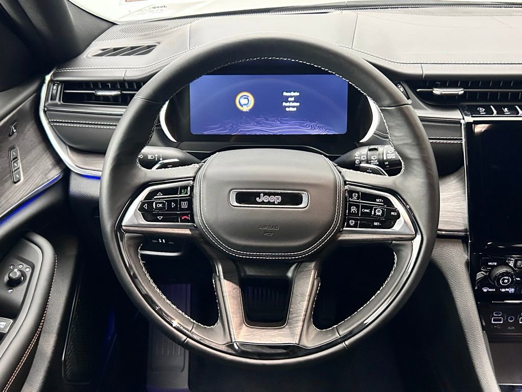 New 2025 Jeep Grand Cherokee Overland w/ Adv Protech Group III image 27