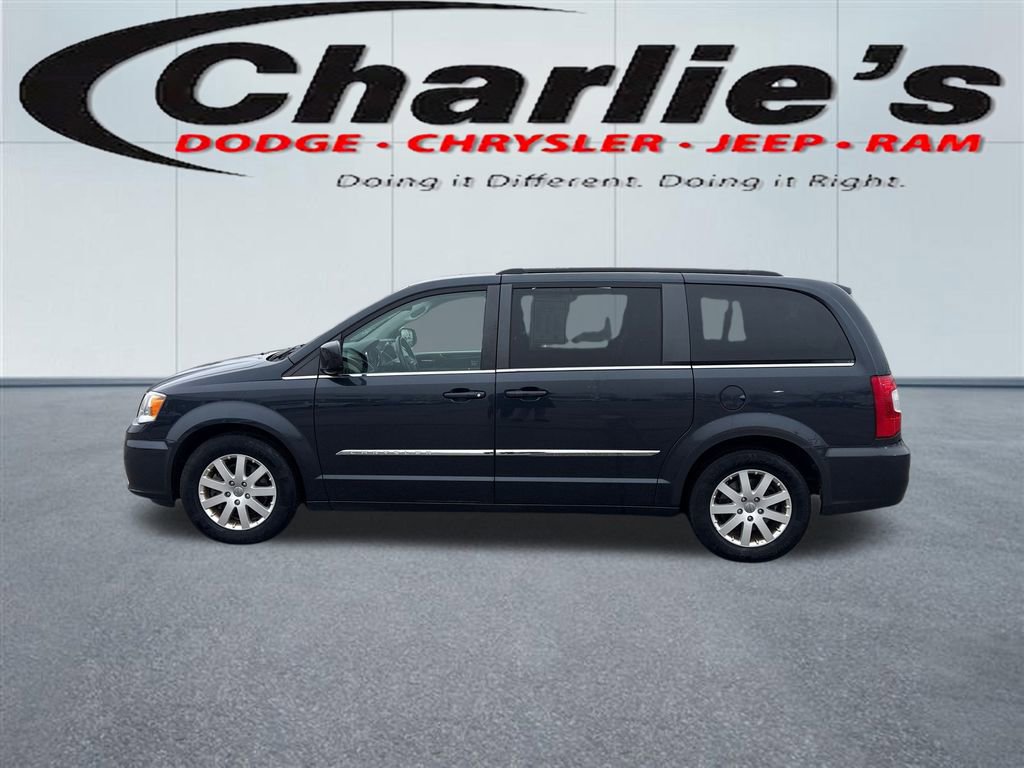 Used 2014 Chrysler Town & Country Touring