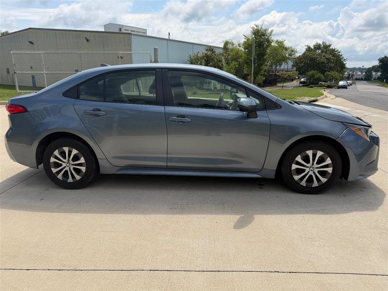 Used 2022 Toyota Corolla LE FWD image 9