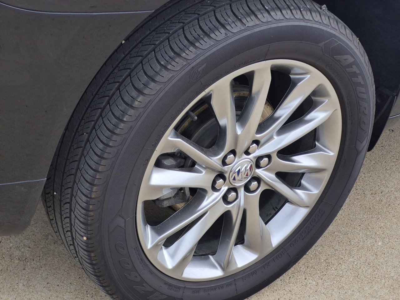 Used 2023 Buick Enclave Avenir w/ Avenir Technology Package AWD/4WD image 7