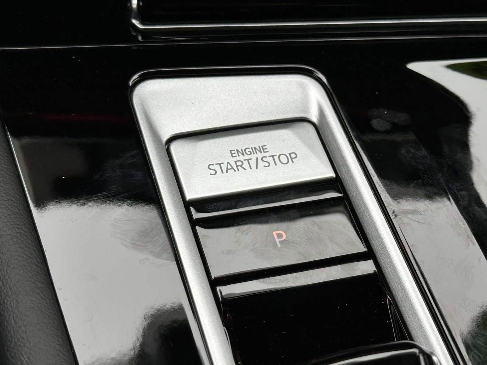 Certified 2025 Volkswagen Atlas Cross Sport SEL Premium R-Line image 22