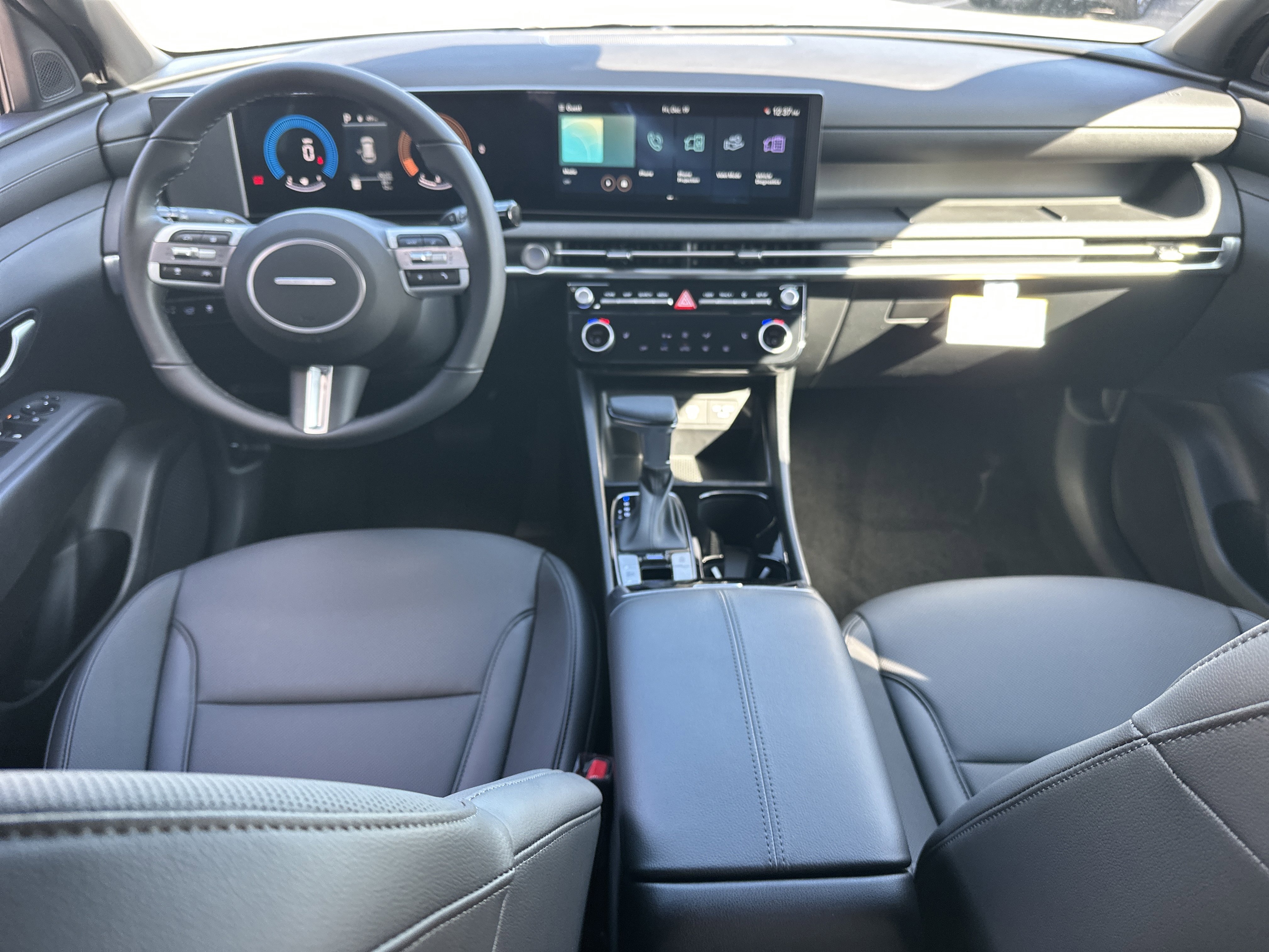New 2026 Hyundai Tucson XRT FWD image 17