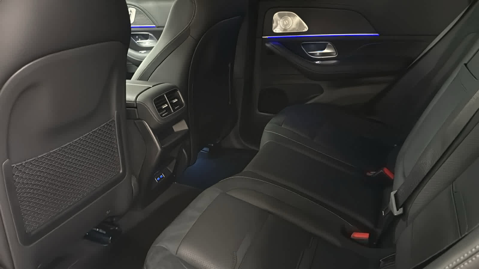 New 2026 Mercedes-Benz GLE 53 AMG 4MATIC Coupe image 29