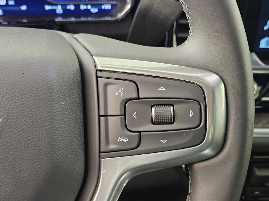 Used 2025 Chevrolet Silverado 3500 LTZ w/ LTZ Plus Package image 25