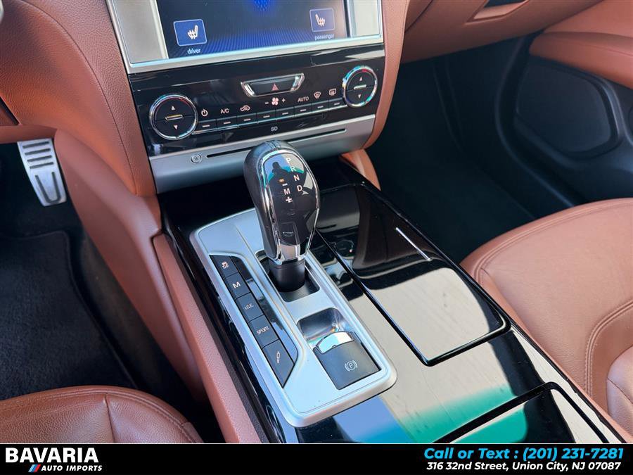 Used 2015 Maserati Quattroporte S Q4 AWD/4WD image 25