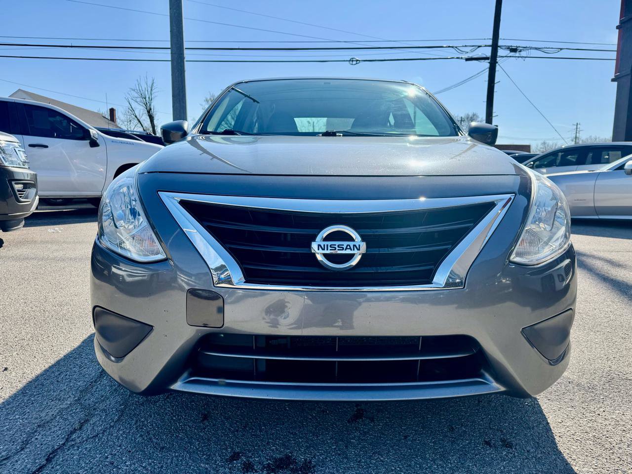 Used 2018 Nissan Versa SV image 8