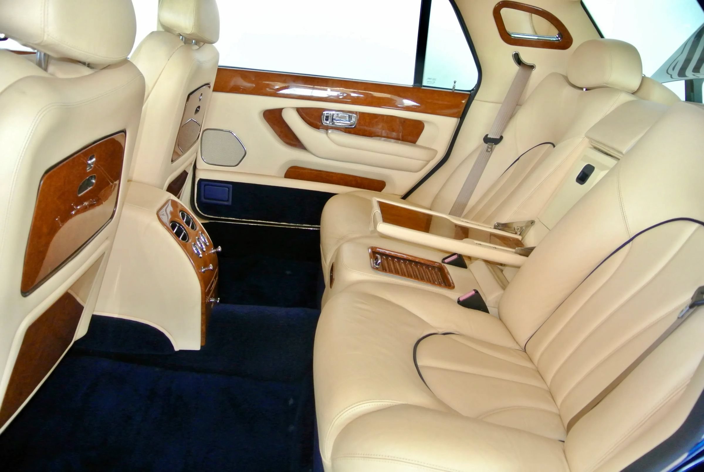 Used 2001 Rolls-Royce Silver Seraph RWD image 18