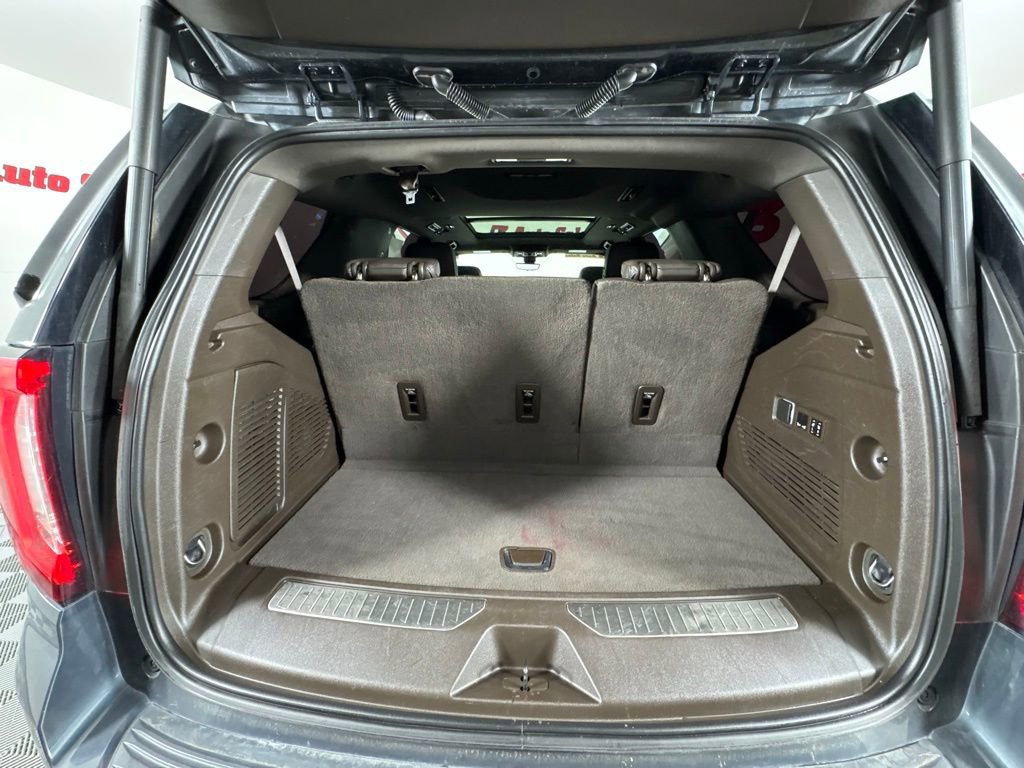 Used 2021 GMC Yukon Denali w/ Denali Premium Package image 56