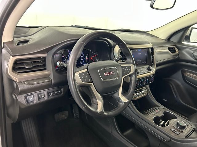 Used 2022 GMC Acadia Denali AWD/4WD image 13