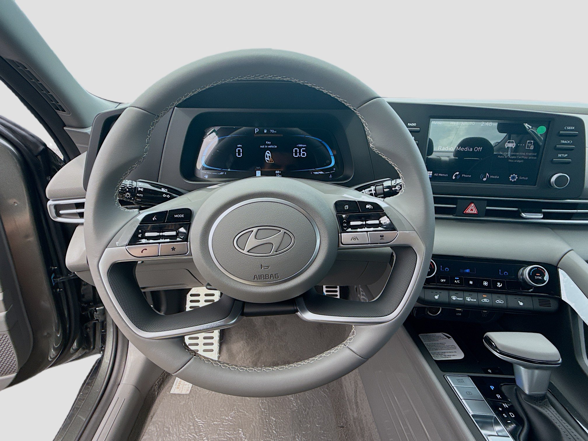 New 2026 Hyundai Elantra SEL Sport Premium FWD image 8