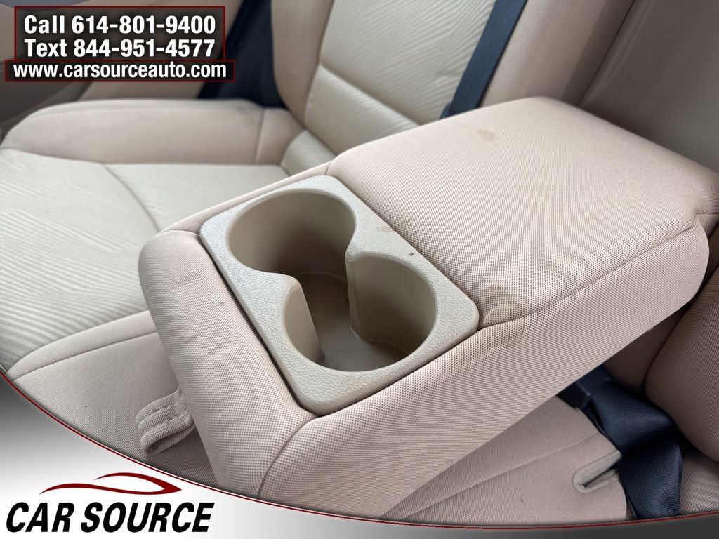 Used 2013 Hyundai Elantra GLS w/ Preferred Pkg image 25