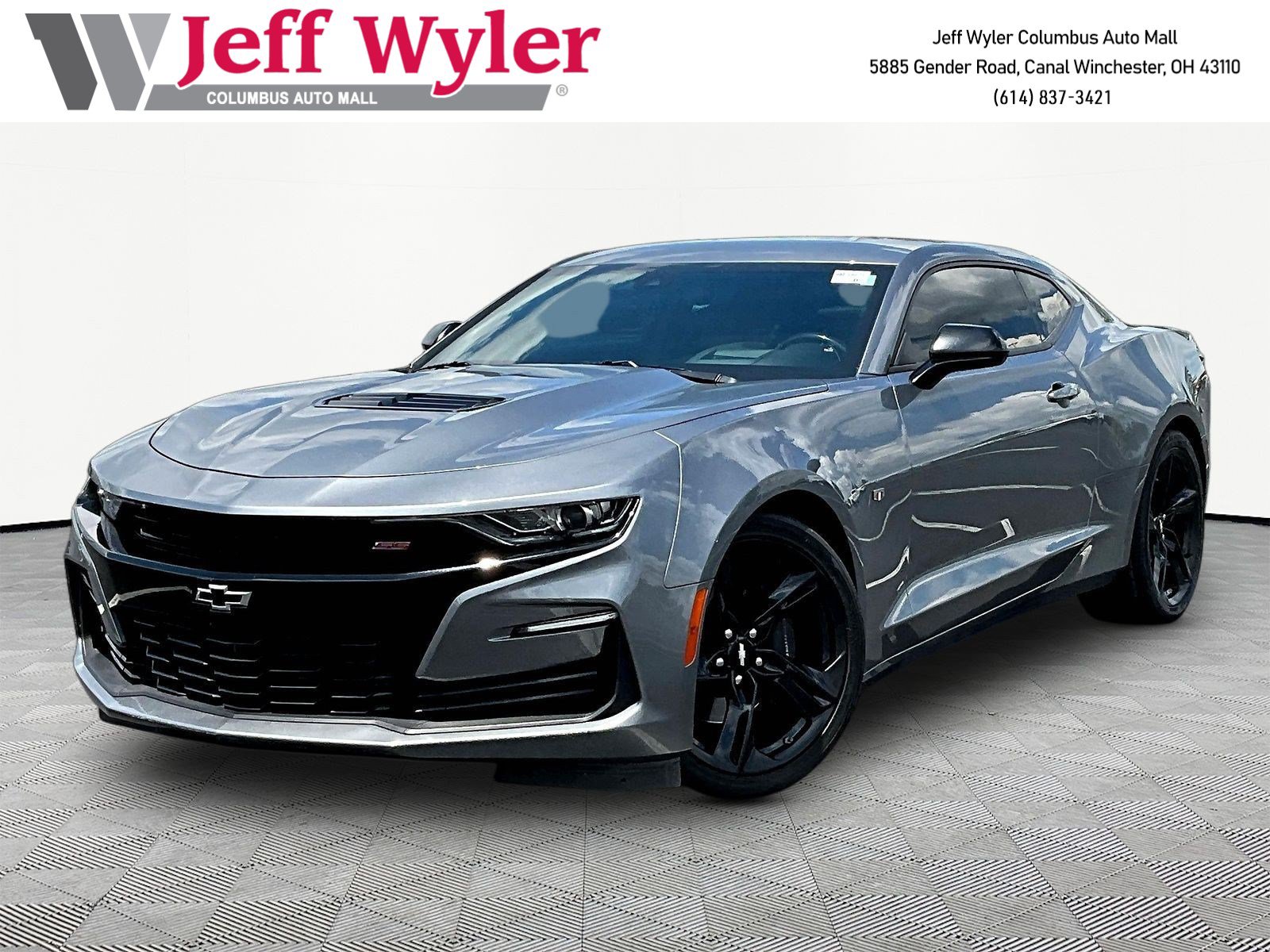 Used 2019 Chevrolet Camaro SS w/ Black Appearance Package RWD video 1