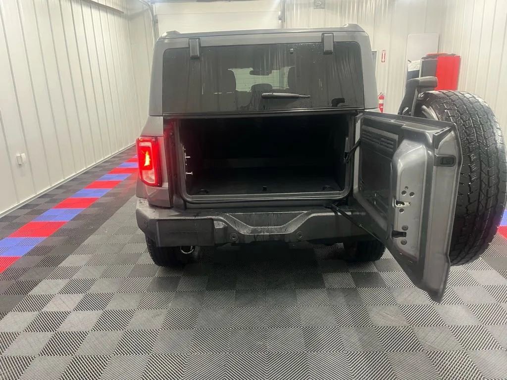 Used 2025 Ford Bronco Big Bend image 5