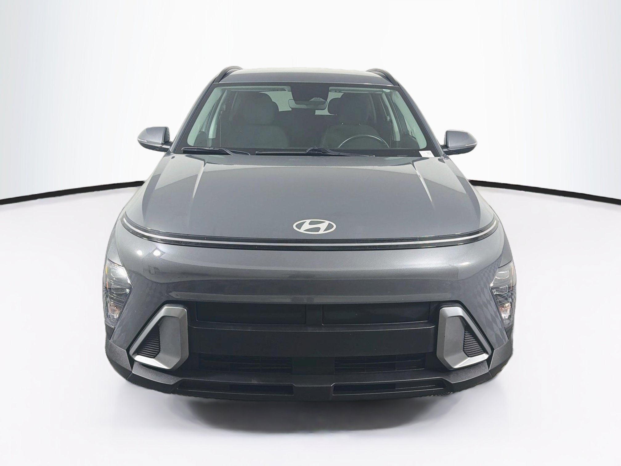 Used 2025 Hyundai Kona SEL FWD image 2