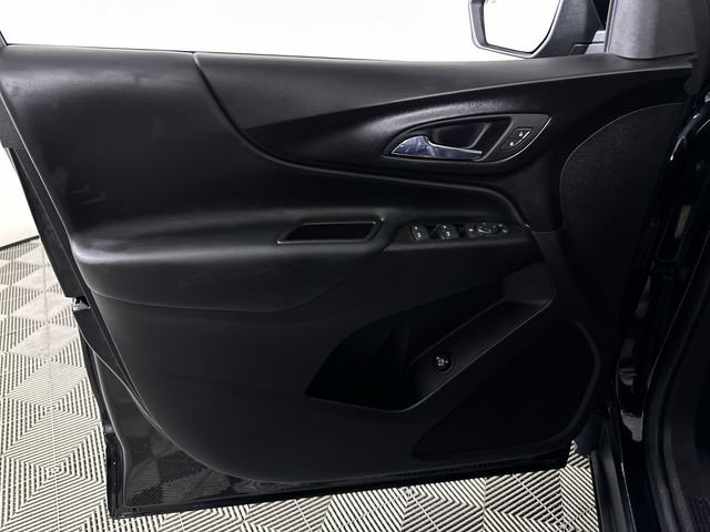 Used 2024 Chevrolet Equinox LT AWD/4WD image 23