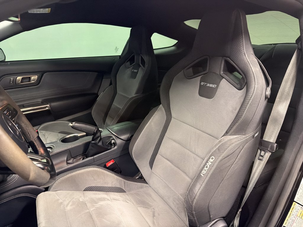 Used 2020 Ford Mustang Shelby GT350 w/ Technology Package RWD image 24