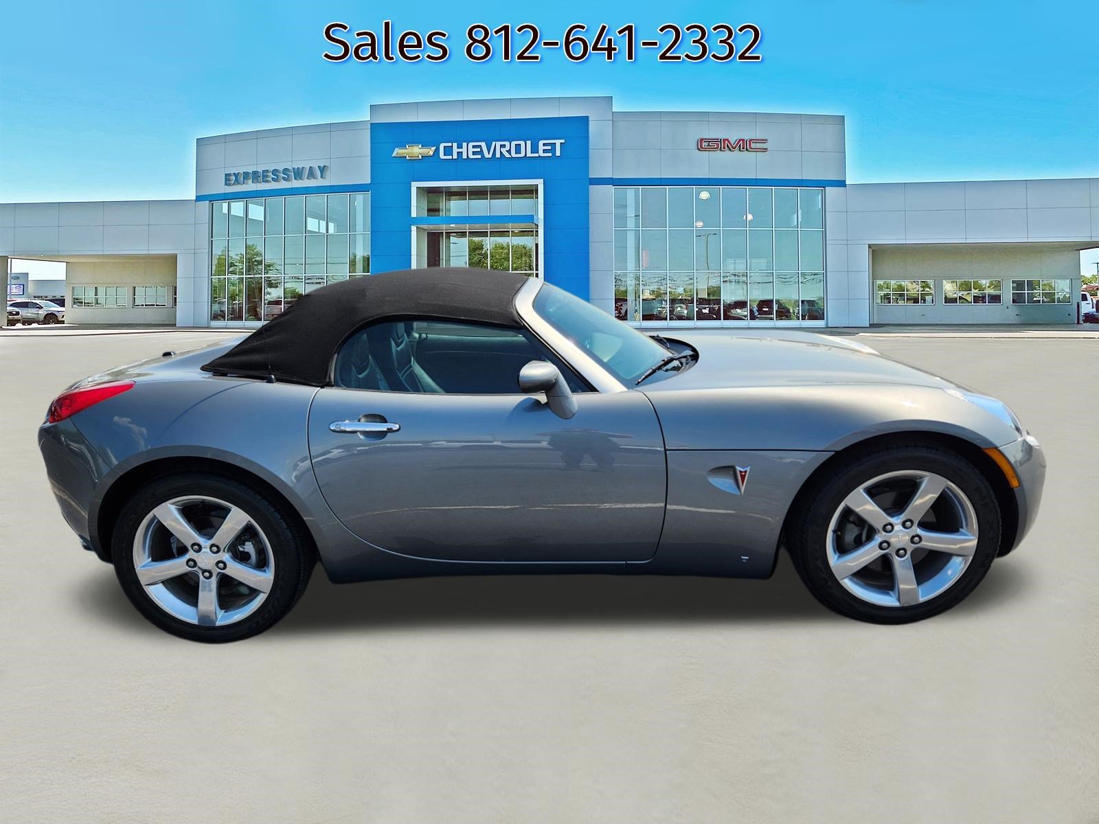 Used 2007 Pontiac Solstice Convertible w/ Premium Package RWD image 8