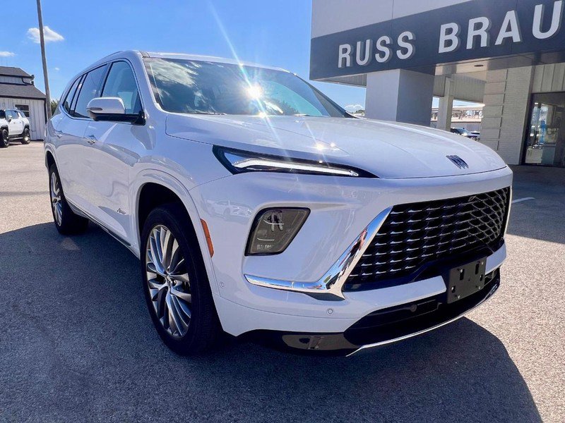 New 2026 Buick Enclave Avenir w/ Super Cruise Package image 3