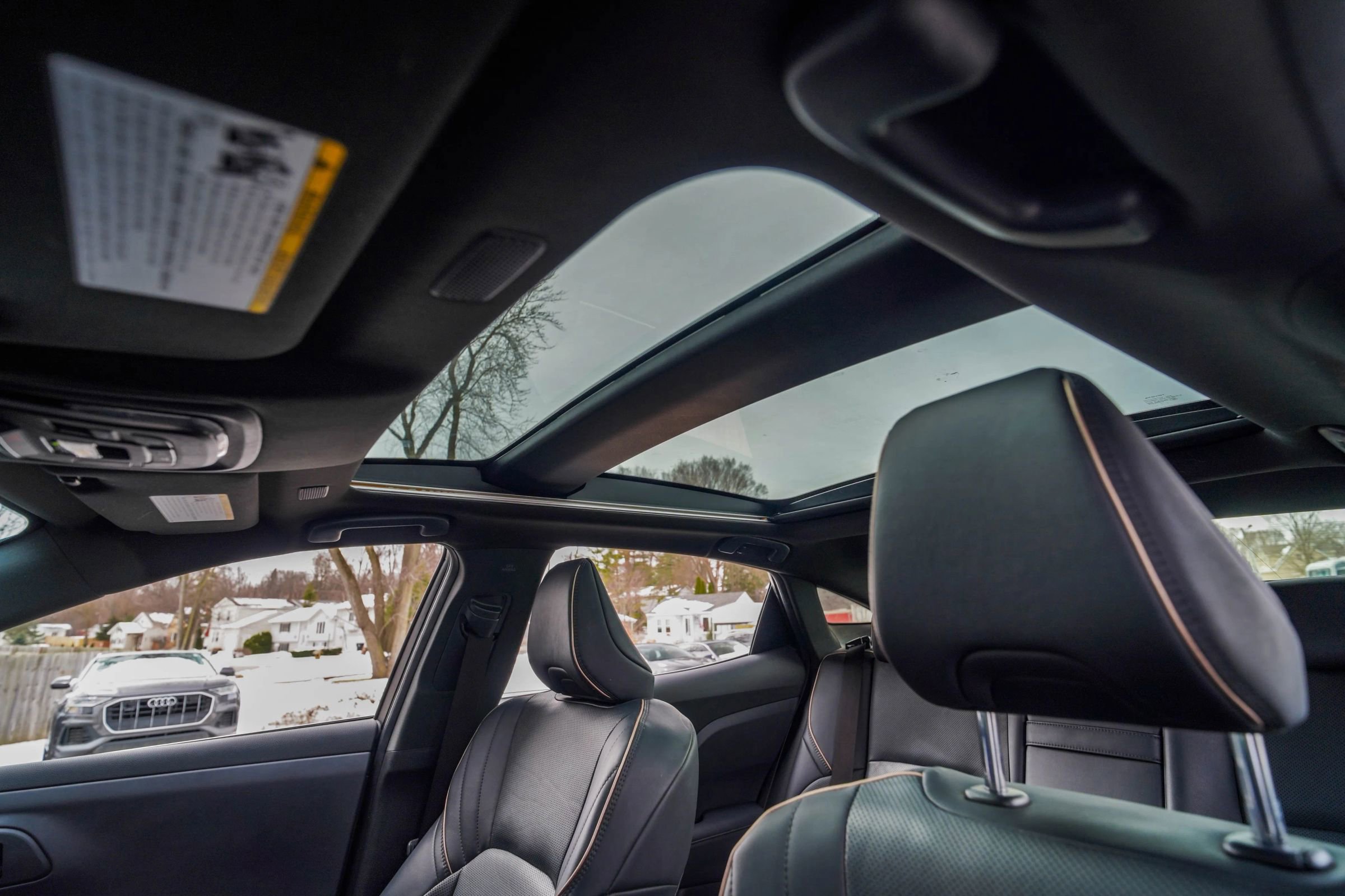 Used 2023 Toyota Crown Platinum image 13